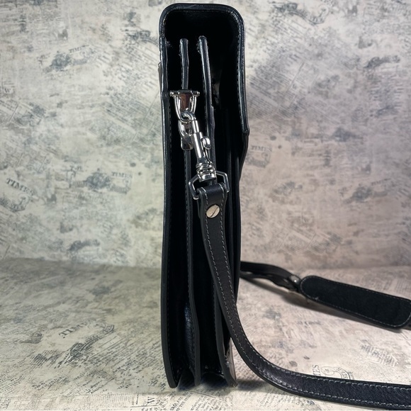 Time Resistance Leather Briefcase - Business Laptop Bag Italian Handmade - Picture 2 of 16